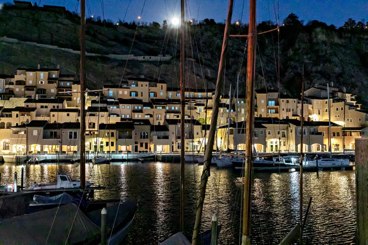 Portopiccolo Avolare Apartments In Panoramic Terrasses - Beach Included システィアーナ エクステリア 写真